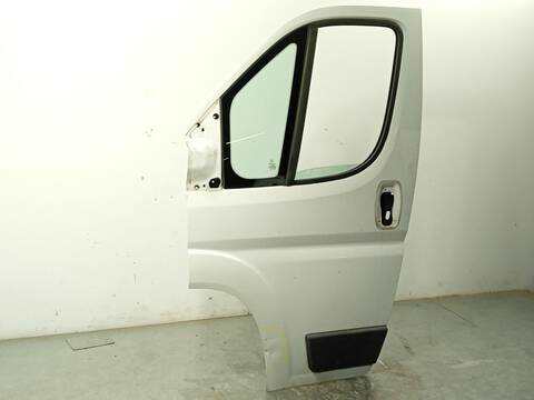 Foto 3ª: Puerta Delantera Izquierda Fiat Ducato 130 MULTIJET 2 3 D 131CV 96KW FURGONETA [F1AGL411D] (2017)