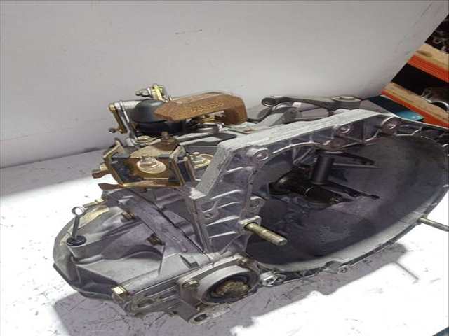 Foto 3ª: Caja Cambios Alfa Romeo 156 1.9 JTD CAT 116CV 85KW [937A2000] (2001)