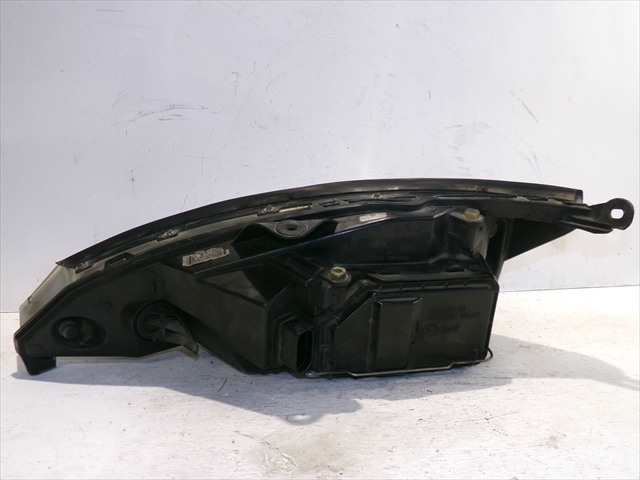 Foto 3ª: Faro Derecho Ford Focus 1.8 TDDI 1998-2004 SEDAN [C9DB] (2003)