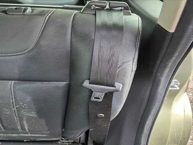 Cinturón Trasero Izquierdo Ford Kuga T8MA