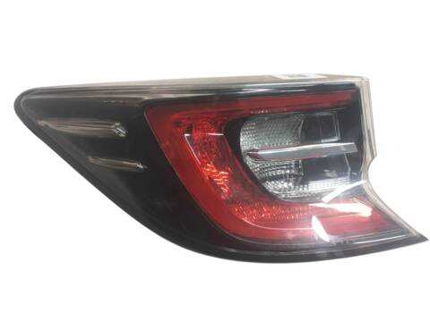 Piloto Trasero Izquierdo Toyota Corolla 1.8 HYBRID ZWE211 ZWE219)