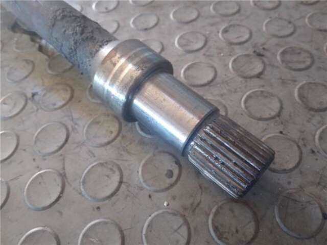 Foto 3ª: Transmision Central Ford Mondeo 1.8 AMBIENTE [1.8 LTR. - 66 KW TURBODIESEL CAT]