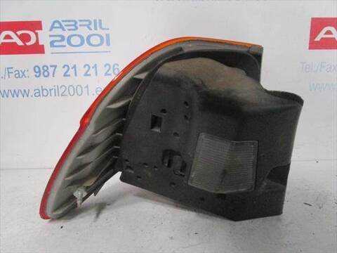 Foto 2ª: Piloto Trasero Derecho Bmw Serie 3 315 2.0 320I BERLINA 150CV 110KW [G/ 20-6S-4] (2000)