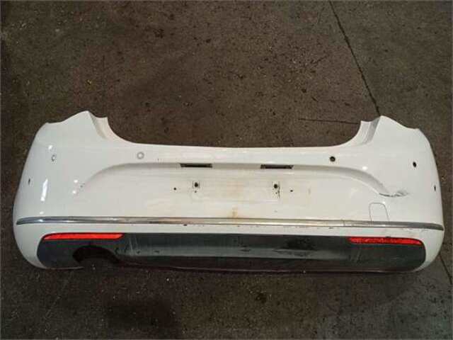Paragolpes Trasero Opel Astra 2.0 COSMO [2.0 LTR. - 118 KW 16V CDTI]