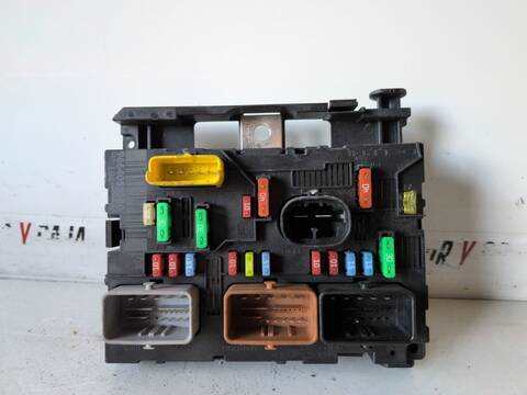 Caja Reles Fusibles Peugeot 207 9HX