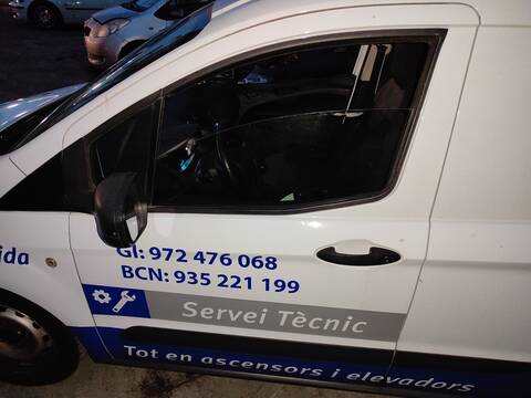 Puerta Delantera Izquierda Ford Transit XWCB