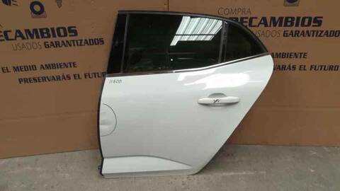 Puerta Trasera Izquierda Renault Megane INTENS BERLINA 110CV 81KW IV BERLINA 5P