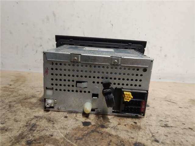 Foto 2ª: Sistema Audio Radio CD Fiat Bravo 1.9 8V JTD (120 CV) [310A1027]