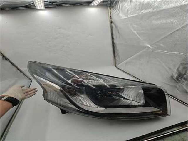 Foto 3ª: Faro Derecho Fiat Talento 1.6 L1H1 1.0T BASIS (M1) [1.6 LTR. - 70 KW TURBODIESEL ECOJET]