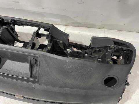 Foto 3ª: Salpicadero Volkswagen Transporter T6 CARAVELLE TRENDLINE [CXHB] (2019)