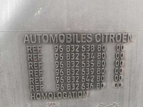 Foto 2ª: Deposito de Combustible Citroen C4 1.6 16V CAT NFU - TU5JP4) 109CV [NFUTU5JP4] (2008)