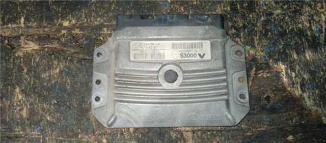 Centralita Motor ECU Renault Megane 1.6 AUTHENTIQUE [1.6 LTR. - 83 KW 16V] II COUPE/CABRIO (2003-_)