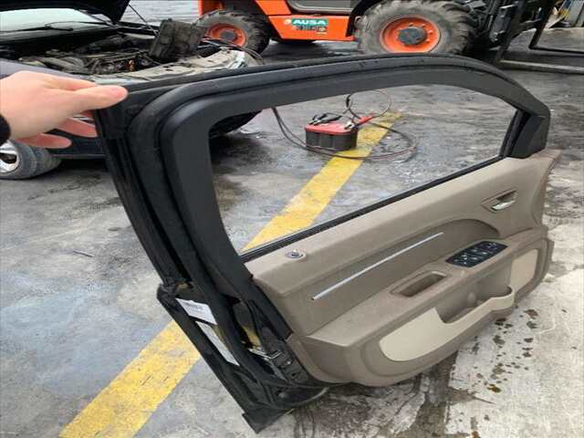 Foto 2ª: Puerta Delantera Izquierda Dodge Journey 2.0 CRDI140CV [BWD] (2008)