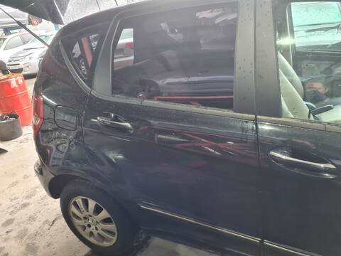 Puerta Trasera Derecha Mercedes Clase A 140 A 180 CDI 169.007) 109CV 80KW