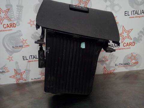 Foto 2ª: Guantera Ford Focus SPORT BERLINA 116CV 85KW [HXDA] (2007)