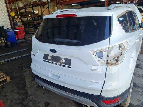 Portón Ford Kuga TREND 120CV 88KW