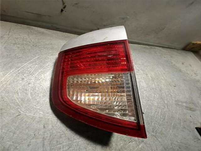 Foto 2ª: Piloto Trasero Izquierdo Ssangyong Kyron 2.0 200 XDI LIMITED 4WD [2.0 LTR. - 104 KW TD-KAT]