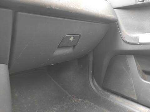 Guantera Volvo S40 D4164T BERLINA