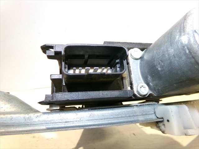 Foto 4ª: Elevalunas Eléctrico Trasero Derecho Peugeot 308 1.6 G 2007-2013 (2008)