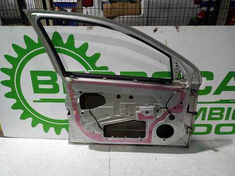 Foto 3ª: Puerta Delantera Izquierda Opel Astra ESSENTIA 90CV [Z14XEP] (2004)