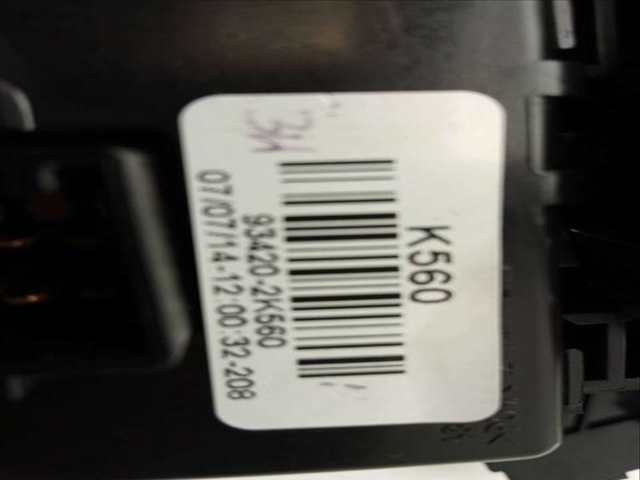 Foto 3ª: Mando Luces Hyundai i30 1.6 CRDI CAT 128CV 94KW (2015)