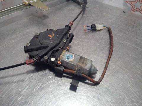 Foto 3ª: Elevalunas Manual Trasero Derecho Tata Safari B 4X4 90CV 66KW [D/483DLTC49] (2001)