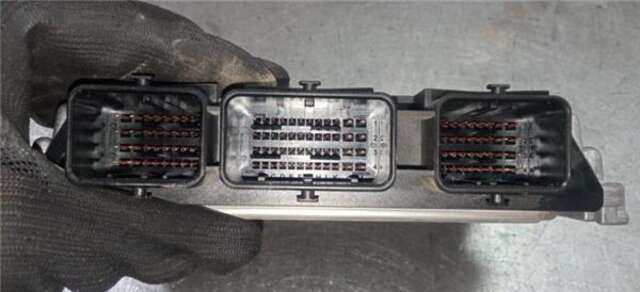 Foto 3ª: Centralita Motor ECU Peugeot 407 1.6 BUSINESS LINE [1.6 LTR. - 80 KW HDI FAP CAT (9HZ - DV6TED4)] [9HY]