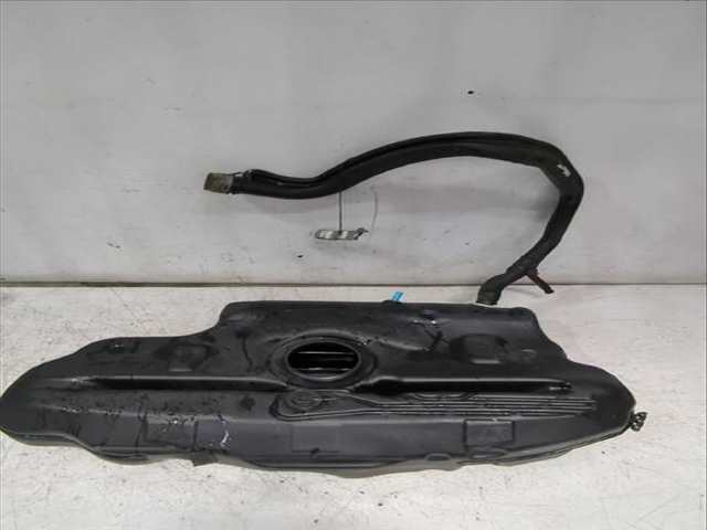 Deposito de Combustible Toyota Avensis 1.8 ZZT251_) 129CV