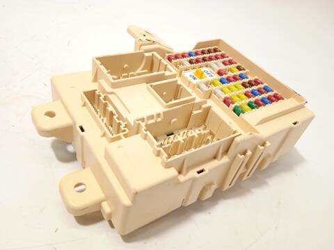 Caja Reles Fusibles Kia Sportage DRIVE 2WD 136CV 100KW