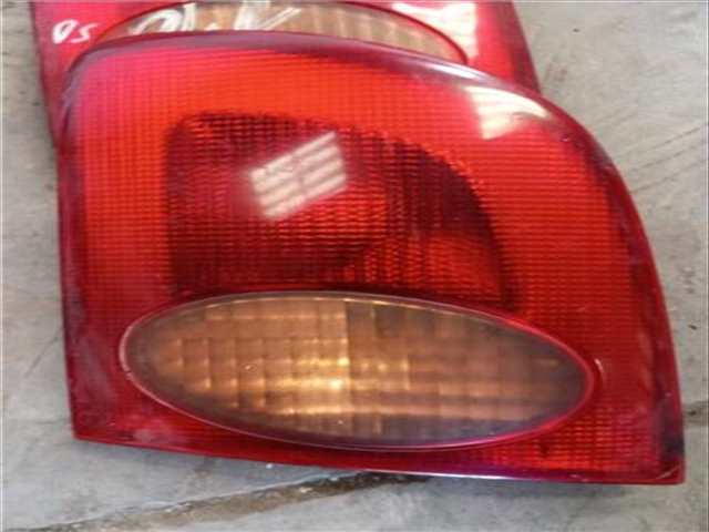 Piloto Portón Derecho Toyota Corolla 1.8