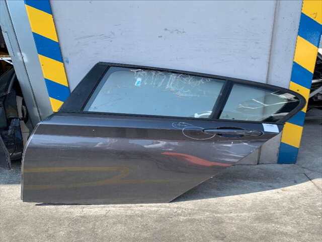 Puerta Trasera Izquierda Bmw Serie 1 114 116 D BERLINA 0CV