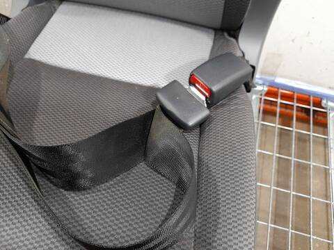 Foto 2ª: Asientos Traseros Toyota Hiace VERSION INDEFINIDA (2019)