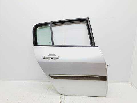 Puerta Trasera Derecha Renault Megane AUTHENTIQUE BERLINA 106CV 78KW II BERLINA 5P