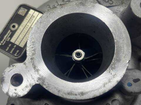 Foto 3ª: Turbocompresor Dacia Sandero K9K612 (2013)