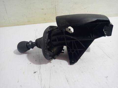 Foto 3ª: Palanca de Cambio Renault Trafic L1H1 2 7T 95CV [R9M413] (2014)