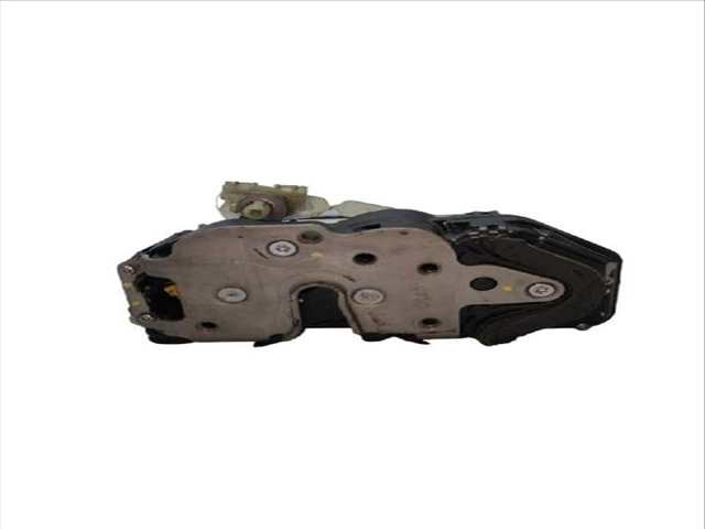 Foto 3ª: Cerradura Puerta Trasera Izquierda Opel Astra 2.0 CDTI 08) (2011)