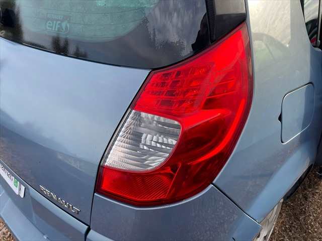 Foto 2ª: Piloto Trasero Derecho Renault Megane 1.5 DCI 105cv [K9KP7] (2007)