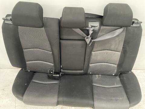 Foto 3ª: Asientos Traseros Mazda 3 CENTER-LINE 150CV [SHY6  SHY4] (2013)