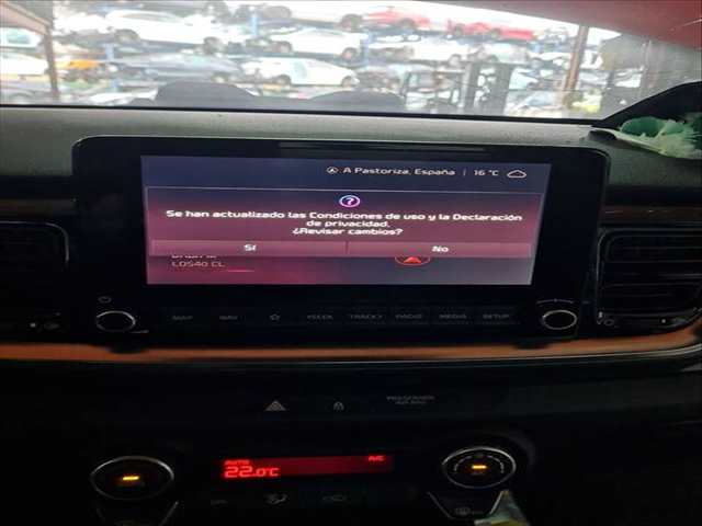 Foto 2ª: Pantalla Multifuncion Kia Stonic 1.0 T-GDI ECO-DYNAMICS 101CV 74KW [G3LF] (2023)