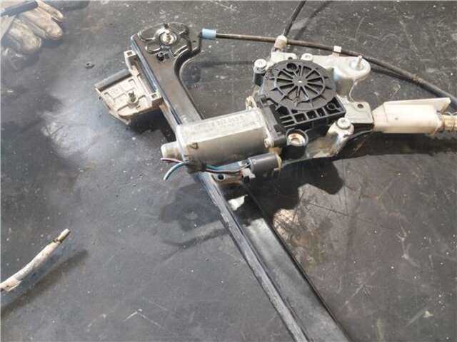 Foto 2ª: Elevalunas Eléctrico Delantero Derecho Bmw Serie 3 315 2.2 320 CI [2.2 LTR. - 125 KW 24V CAT] [226S1]