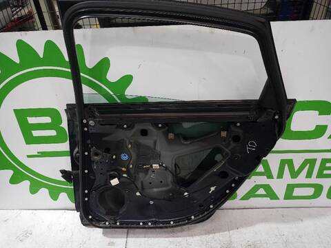 Foto 3ª: Puerta Trasera Derecha Audi A6 2.4 177CV [BDW] (2004)