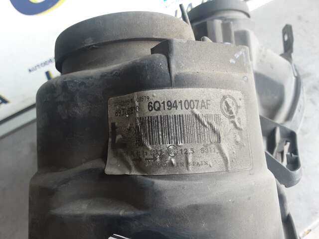 Foto 2ª: Faro Izquierdo Volkswagen Polo 1.4 16V 75CV 0CV [BKY] (2005)