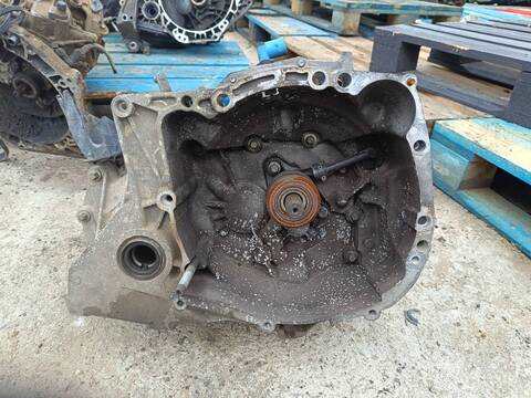Caja Cambios Renault Clio AUTHENTIQUE 75CV 55KW
