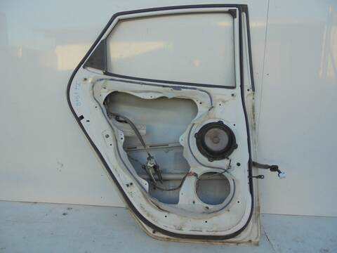 Foto 2ª: Puerta Trasera Izquierda Hyundai ix35 1.7 CRDI CAT 116CV 85KW [D4FD] (2012)