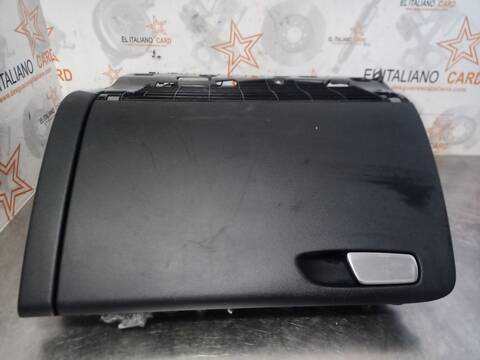 Guantera Audi A5 2.0 TFSI QUATTRO 155KW) COUPE 211CV