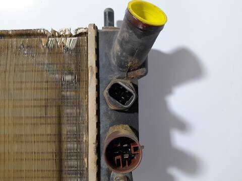 Foto 3ª: Radiador Motor Opel Corsa 1.2 16V CAT X 12 XE - LW4) 65CV 48KW [X12XE] (1999)