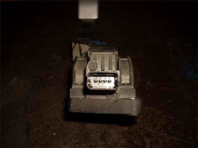 Foto 2ª: Pedal Acelerador Peugeot 206 2.0 CC [2.0 LTR. - 100 KW 16V CAT (RFN - EW10J4)] [RFN (EW10J4)]