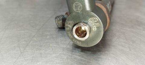 Foto 3ª: Inyectores Kia Sorento 2.5 CRDI CONCEPT 140CV 103KW [D4CB] (2006)