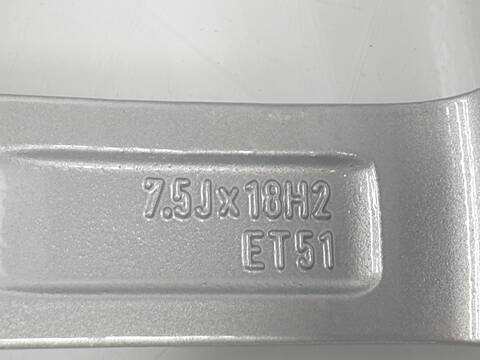 Foto 2ª: LLanta Aleacion Audi A3 AMBITION (2012)