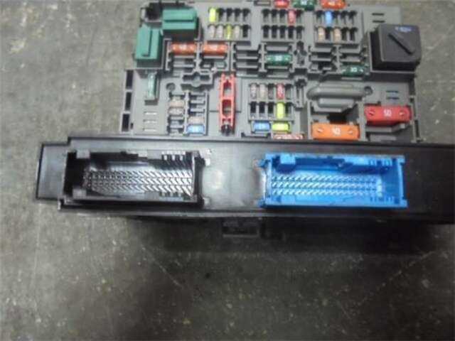 Foto 2ª: Caja Reles Fusibles Bmw Serie 1 114 2.0 118D [2.0 LTR. - 105 KW TURBODIESEL CAT] [N47 D20 C]
